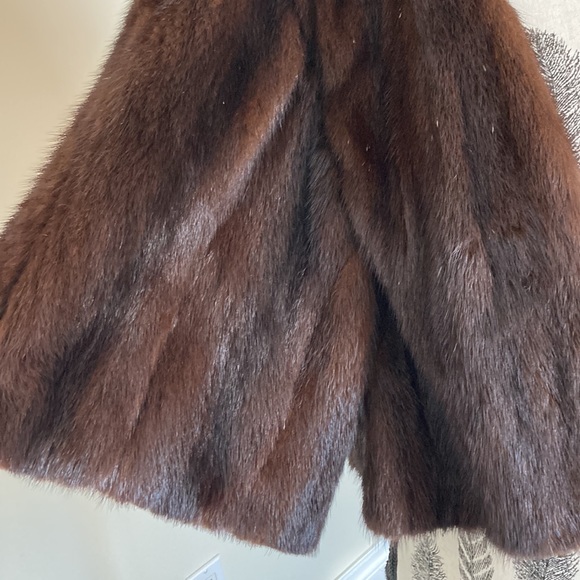 Mink throw on jacket - Picture 2 of 4